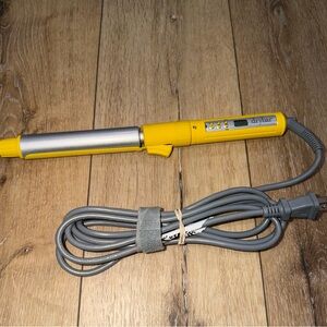 Drybar 3 Day Bender 1 Inch Digital Curling Iron Wand Yellow